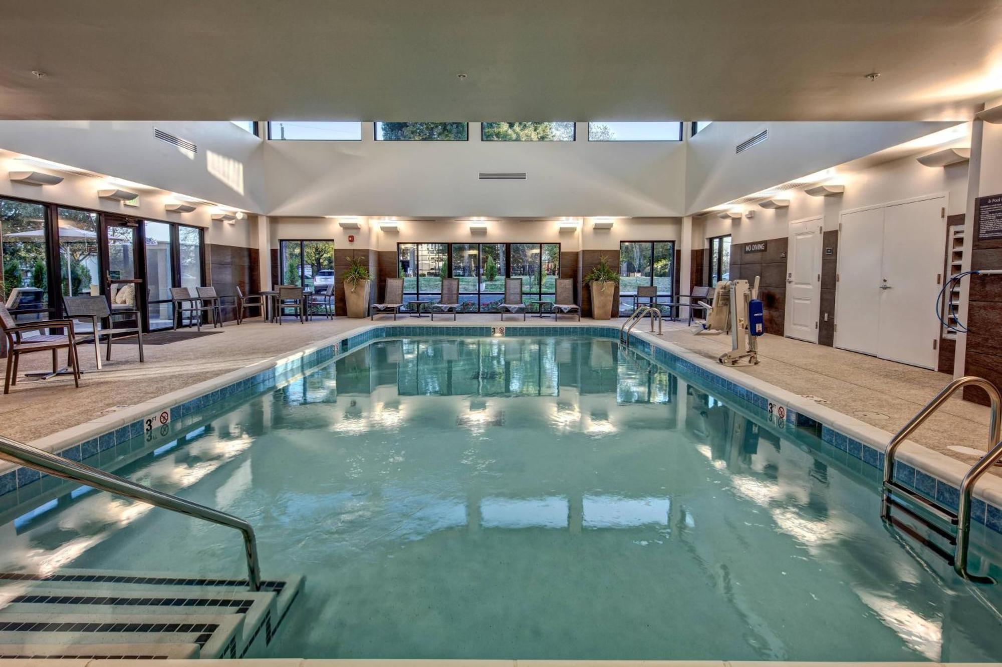 Hotel By Marriott At Opryland